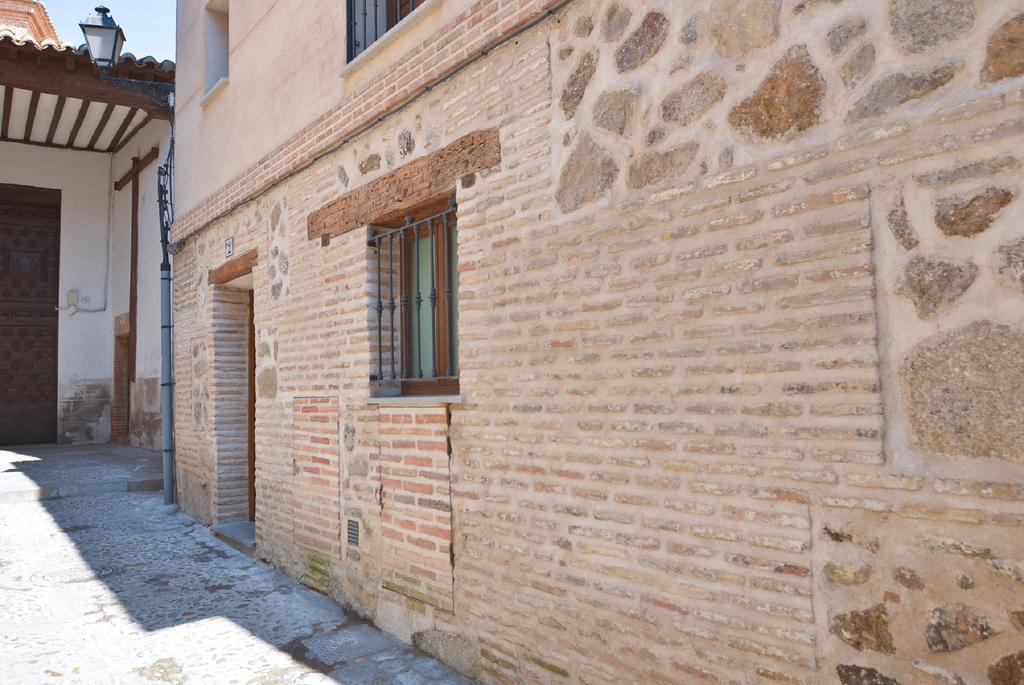 Apartamentos La Casa Del Grial Toledo Exterior foto